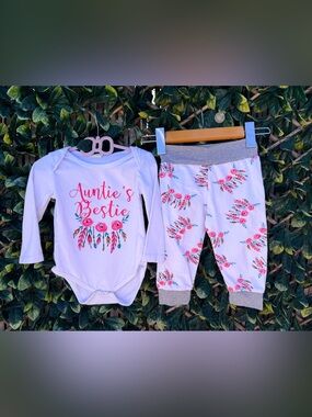 4/$25 • “Aunties Bestie” Floral Boho 2 Piece Outfit